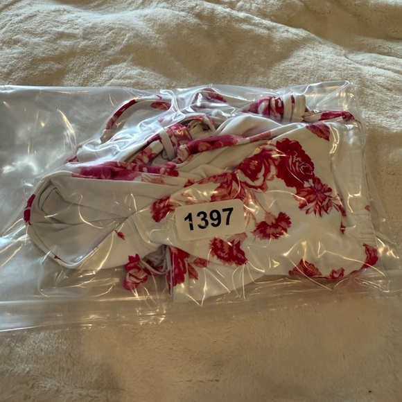 New! Beach Riot Winona Floral Top and Cheeky String Bottoms 31397 - Picture 11 of 11